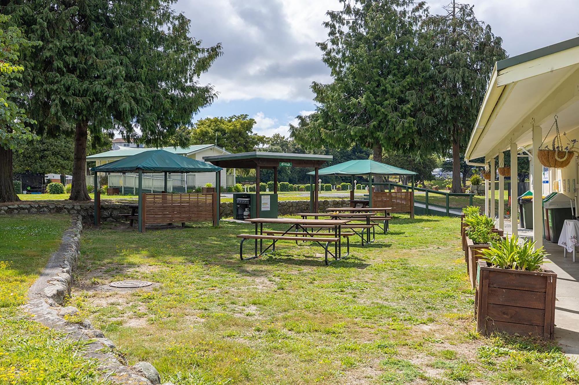 Mawley Holiday Park Мастертон Екстер'єр фото